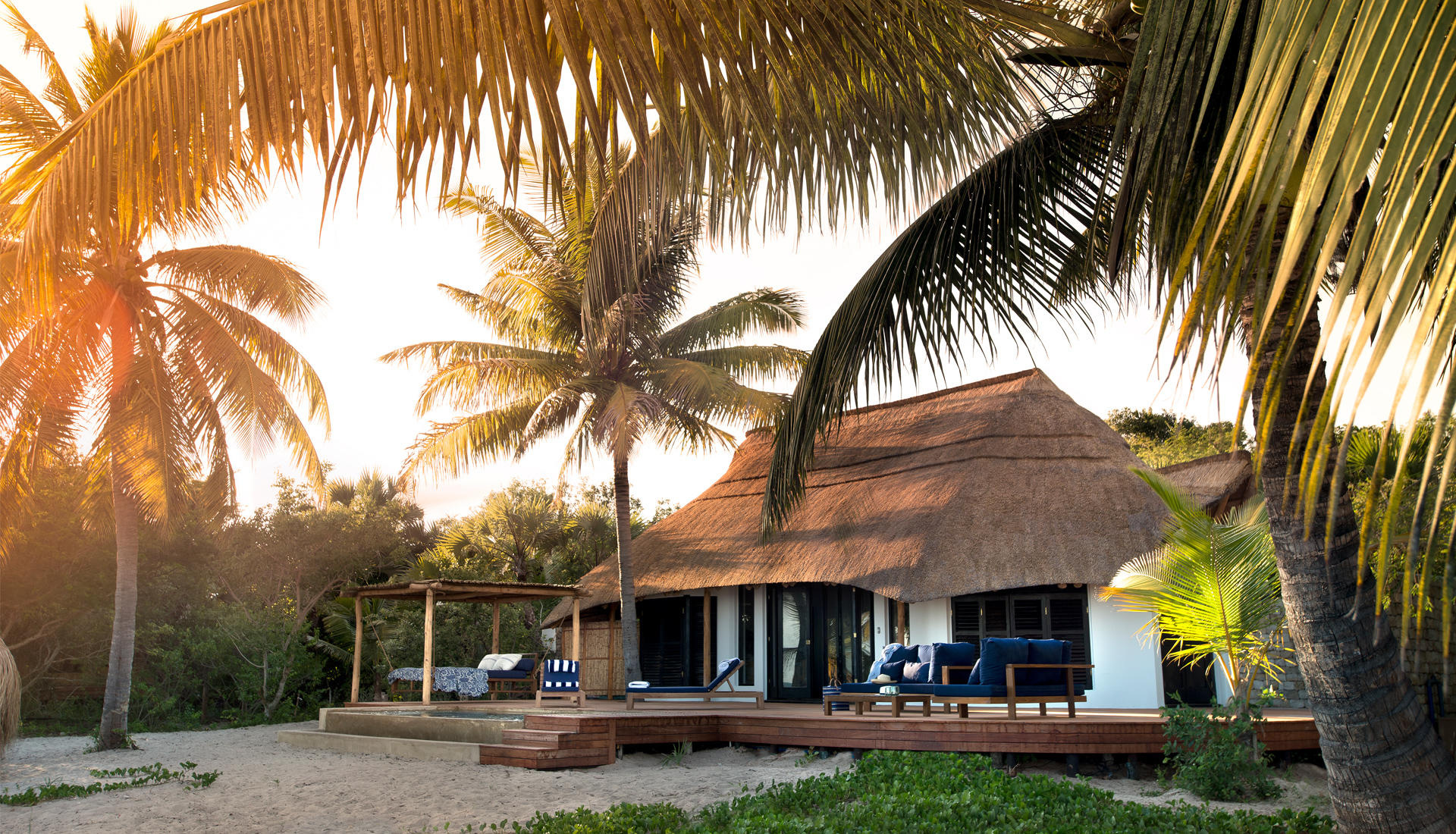Beach or villa view on Benguerra Island